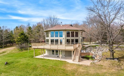 House in Frankfort, Michigan, United States 1