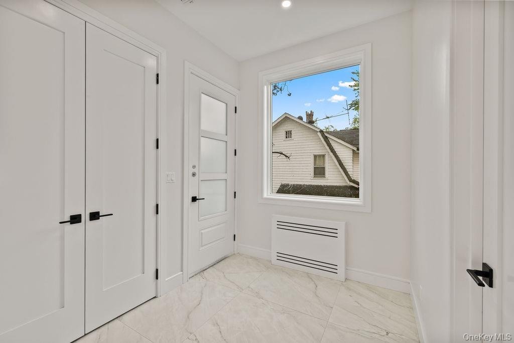 Condo in Spring Valley, New York, United States 4 - 17967715