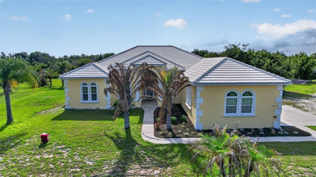House in Myakka City, Florida, United States 3 - 18307038