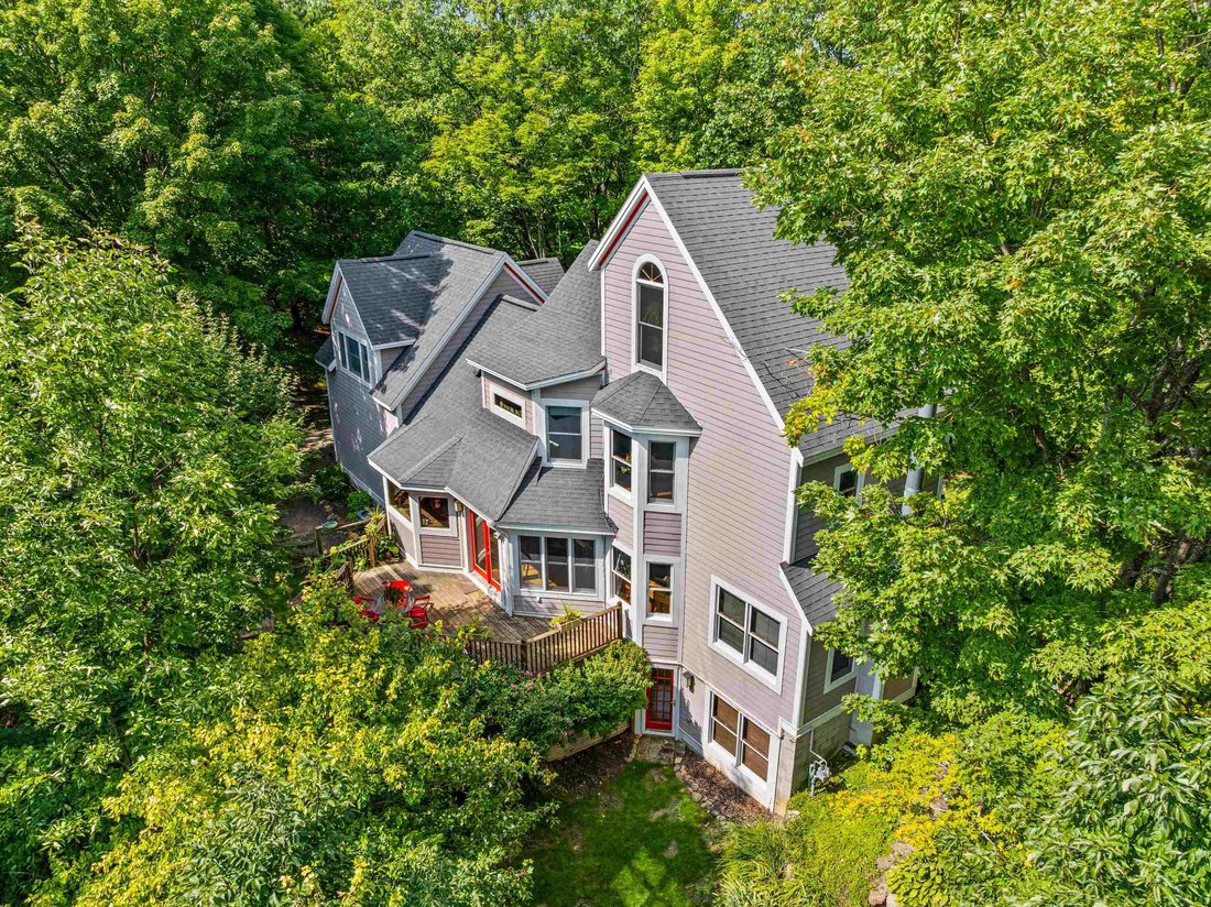 House in Traverse City, Michigan, United States 1 - 18307635