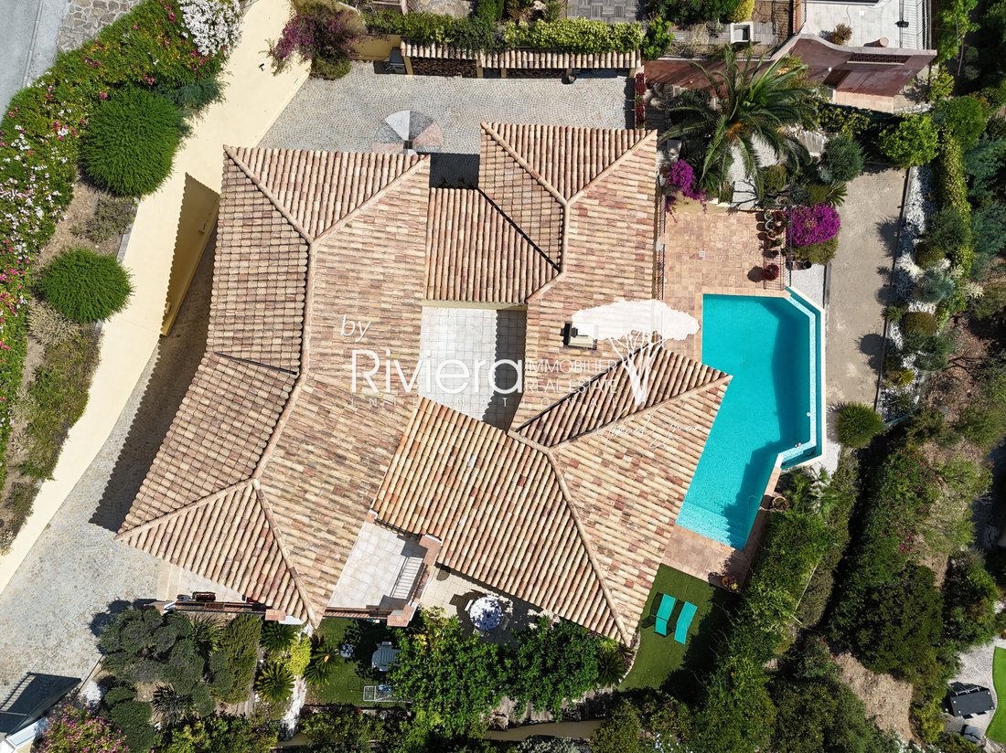 Villa in Nord, Cavalaire-sur-Mer, France 3 - 18306425