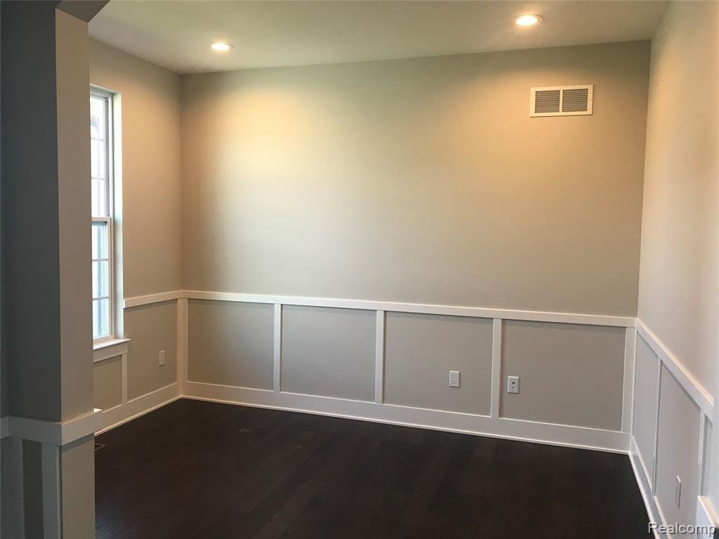 House in New Baltimore, Michigan, United States 5 - 18308980