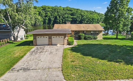 House in Forest Hills, Michigan, United States 1