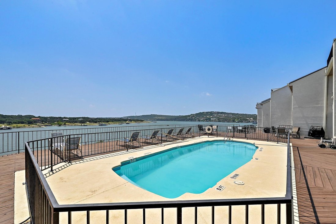 Condo in Spicewood, Texas, United States 5 - 18306259