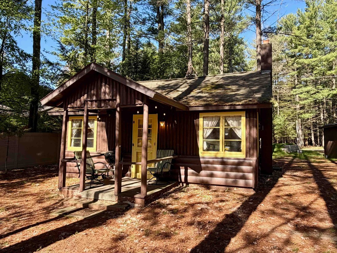 House in Rapid City, Michigan, United States 3 - 18309933