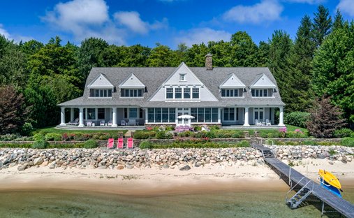 House in Northport, Michigan, United States 1