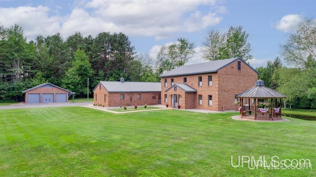 House in Marquette, Michigan, United States 1 - 18310120