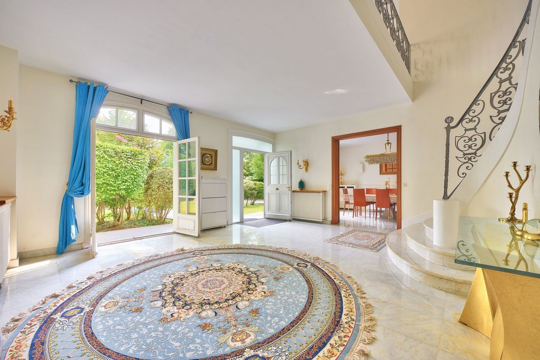House in Le Vésinet, Ile-de-France, France 3 - 18306215