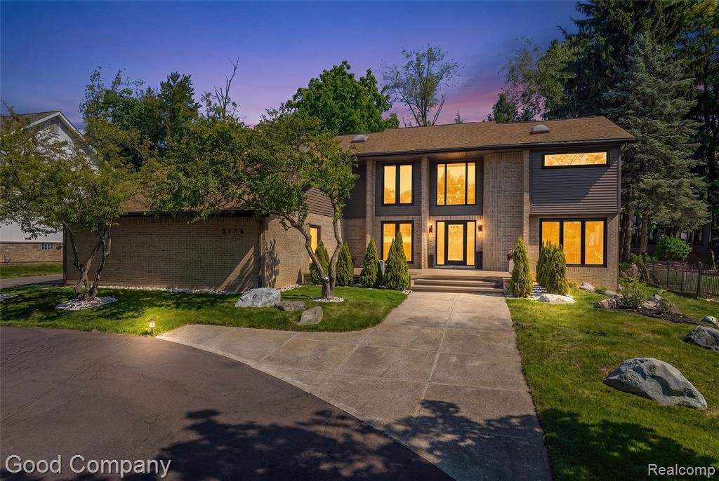 House in Orchard Lake Village, Michigan, United States 2 - 18307838