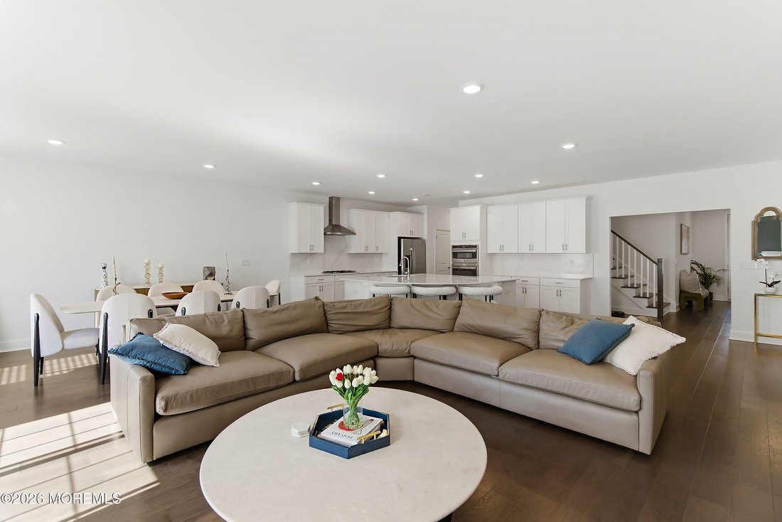 Condo in Marlboro Township, New Jersey, United States 5 - 18305842