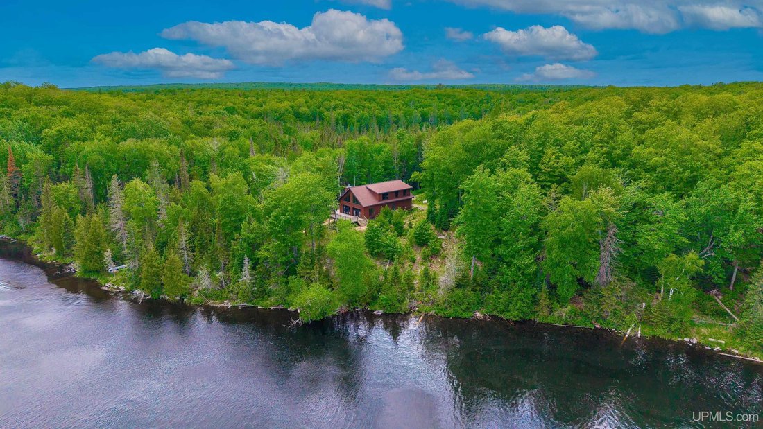 House in Michigamme Township, Michigan, United States 2 - 18308750