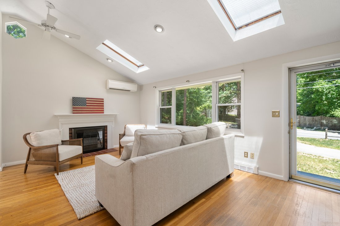 House in Sudbury, Massachusetts, United States 3 - 18306994