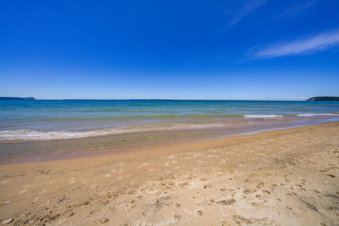 House in Lake Leelanau, Michigan, United States 3 - 18307721