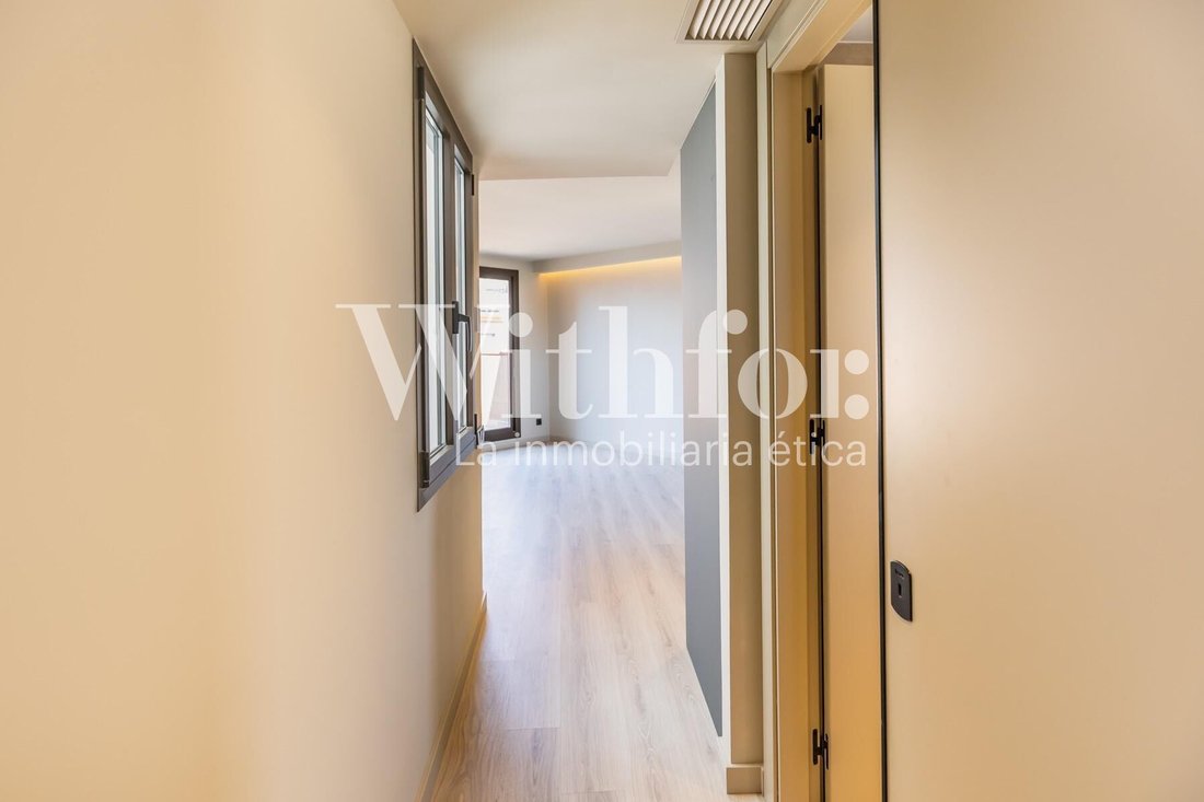 Penthouse in Eixample, Barcelona, Spain 4 - 18300148