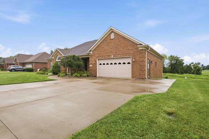 House in Lawrenceburg, Kentucky, United States 4 - 18117814