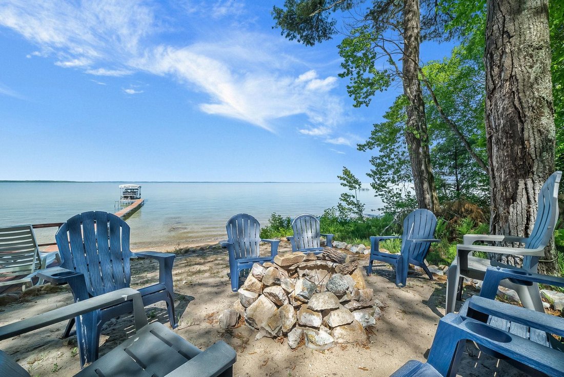 House in Elk Rapids, Michigan, United States 2 - 18308707