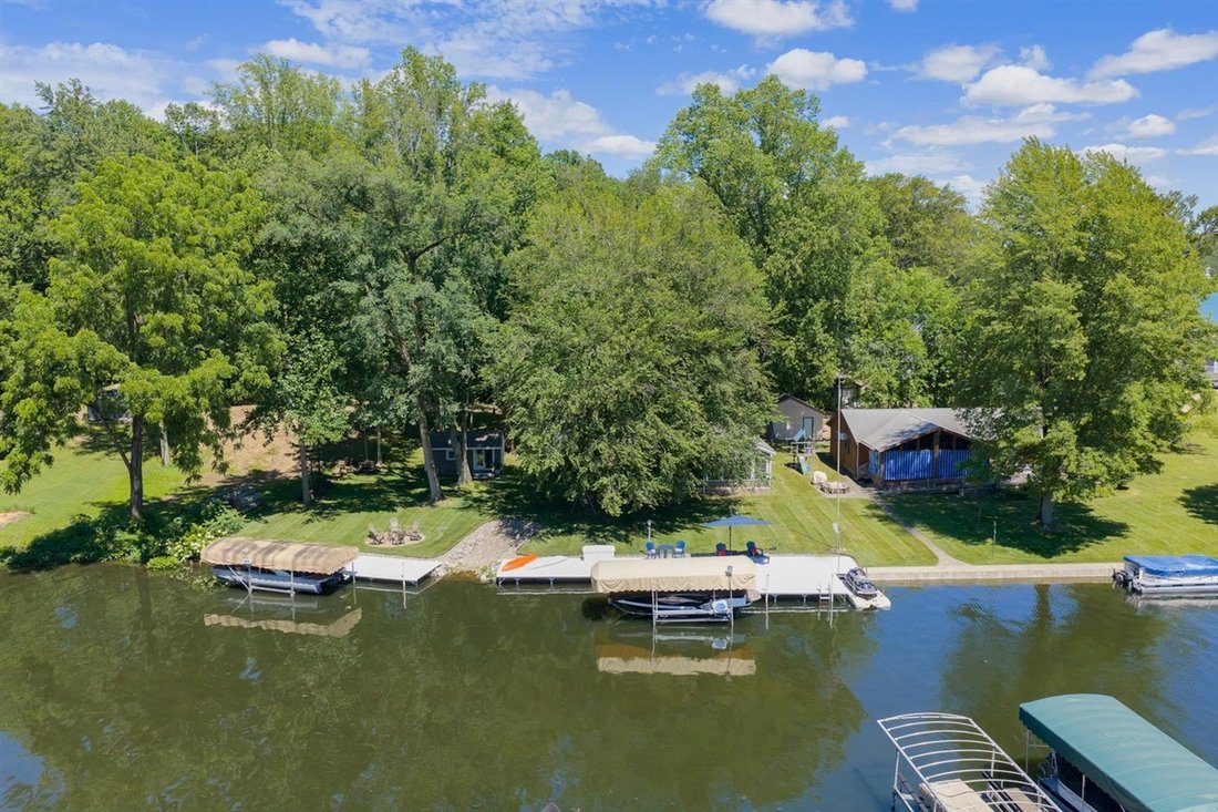 House in Cassopolis, Michigan, United States 4 - 18307069