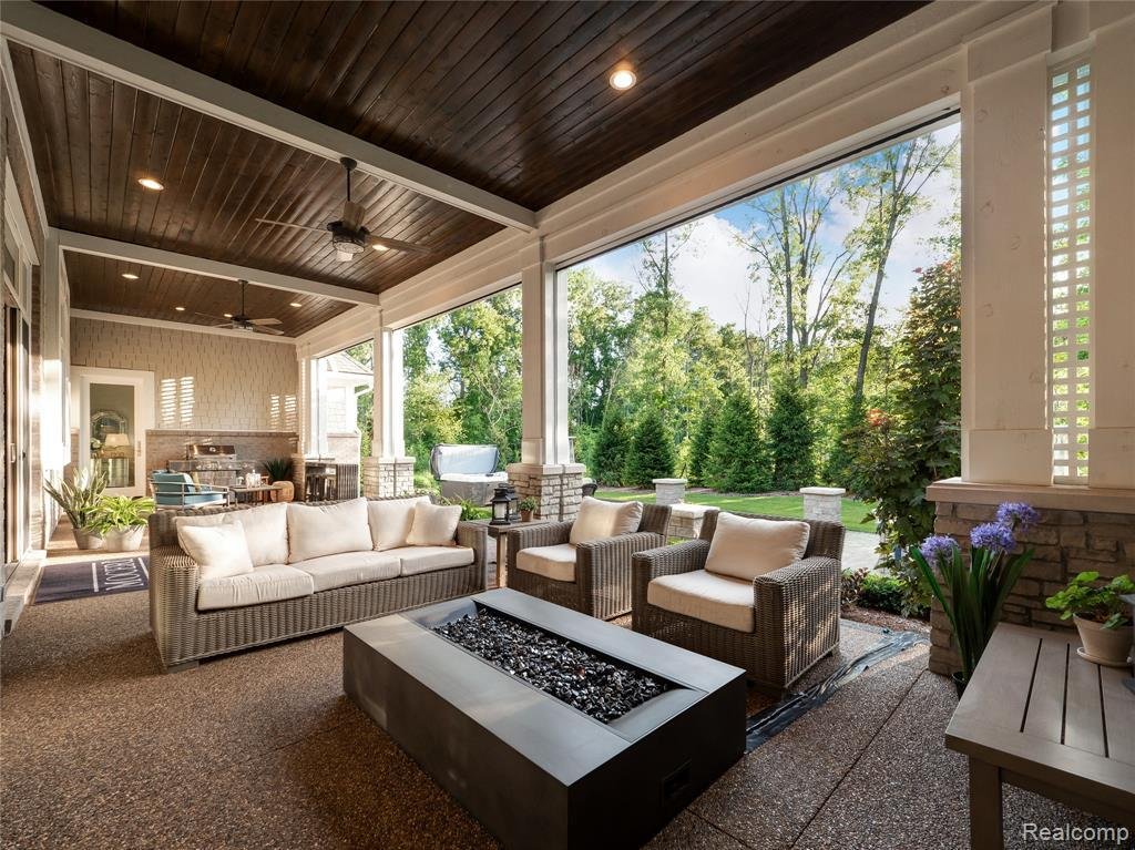 House in Orion charter Township, Michigan, United States 4 - 18309371