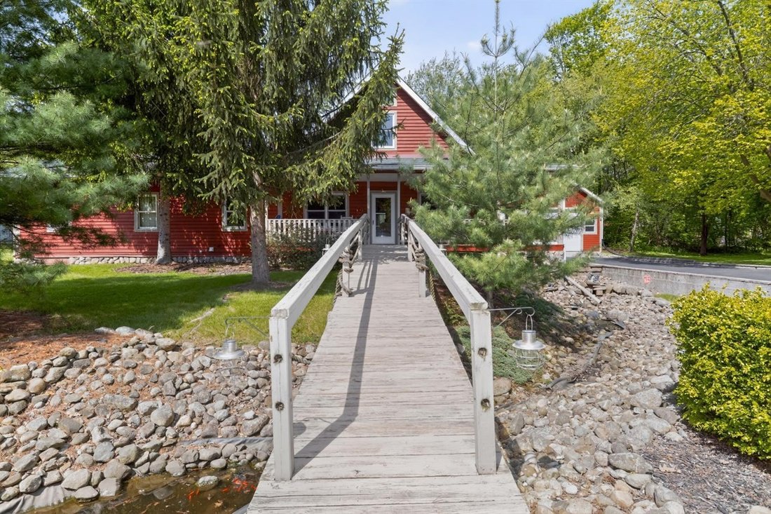 House in Cassopolis, Michigan, United States 3 - 18307640