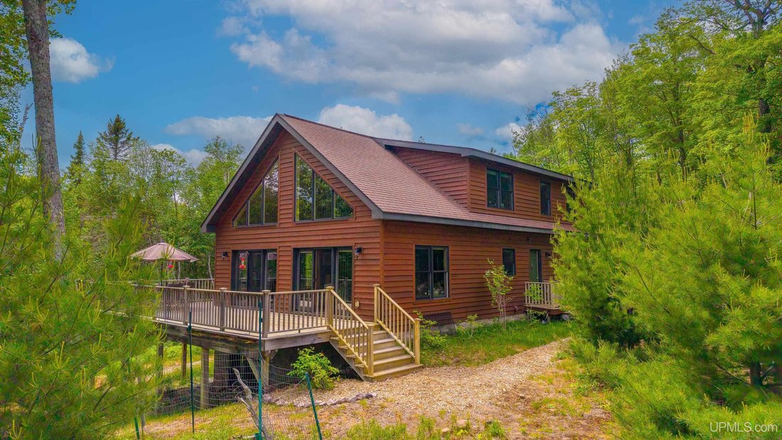 House in Michigamme Township, Michigan, United States 1 - 18308750