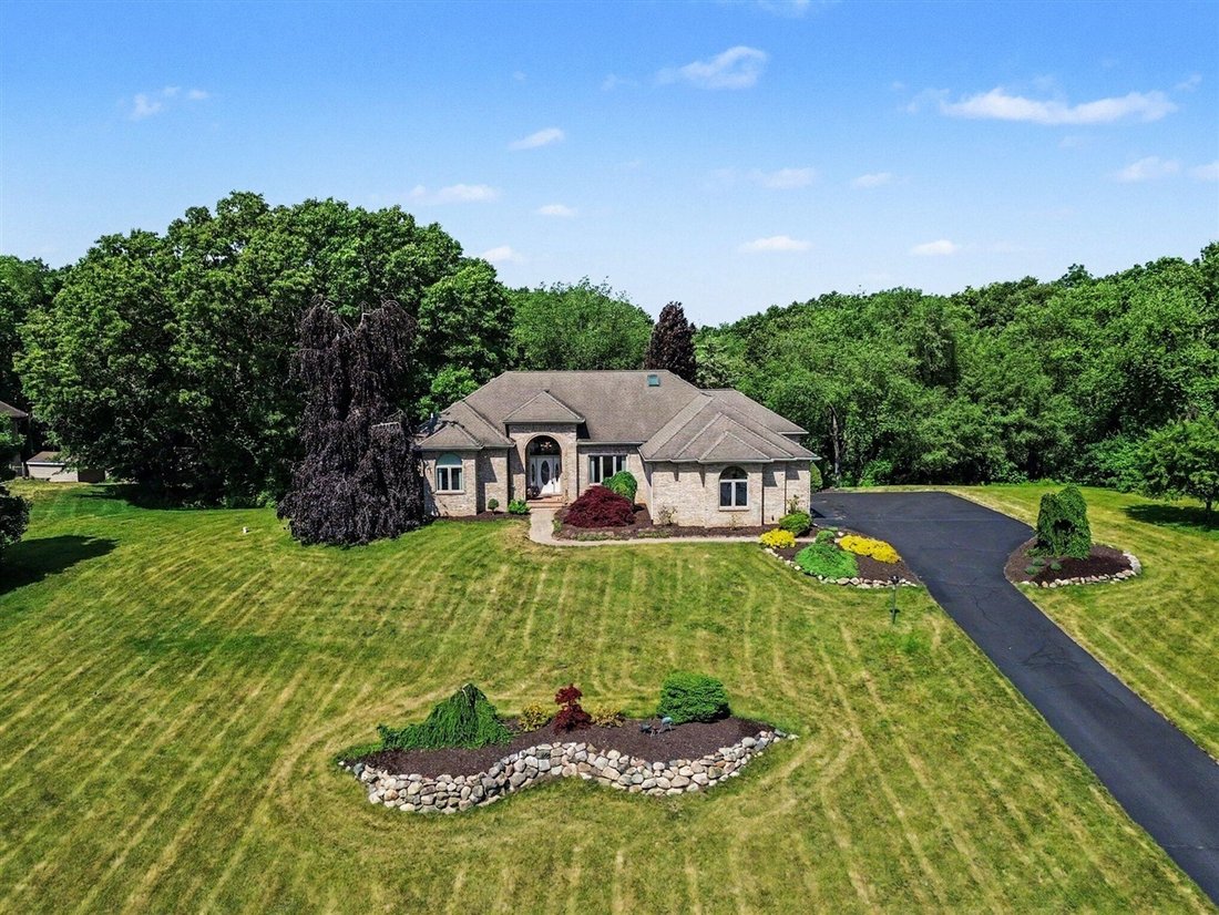 House in Chelsea, Michigan, United States 1 - 18308189