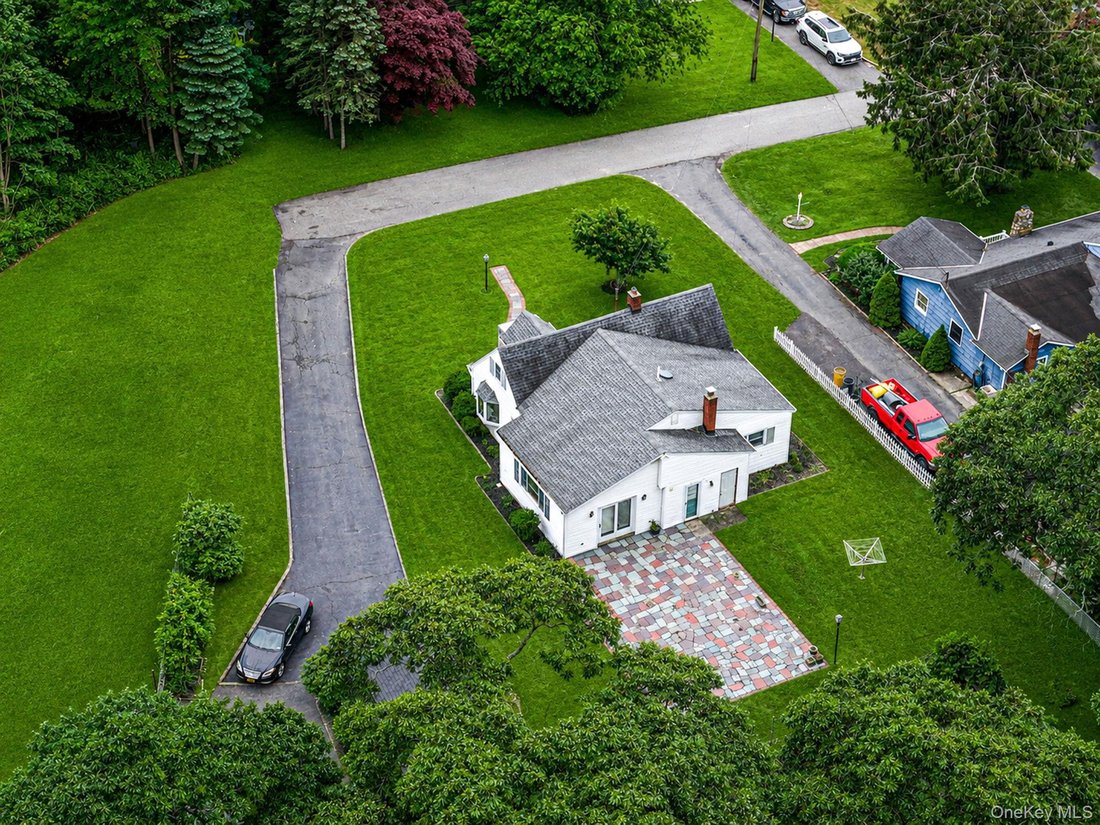 Casa en East Patchogue, Nueva York, Estados Unidos 4 - 18306655