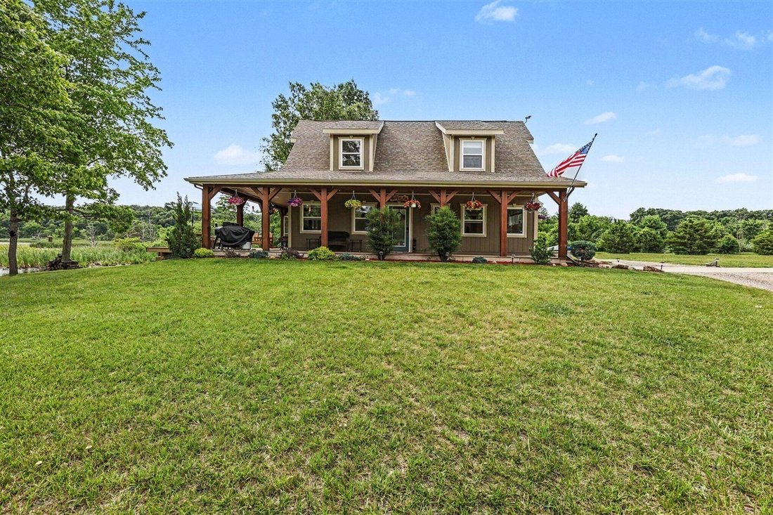 House in Grass Lake Charter Township, Michigan, United States 2 - 18307560