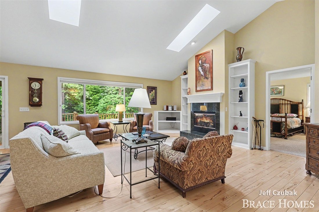 House in Fennville, Michigan, United States 3 - 18307135