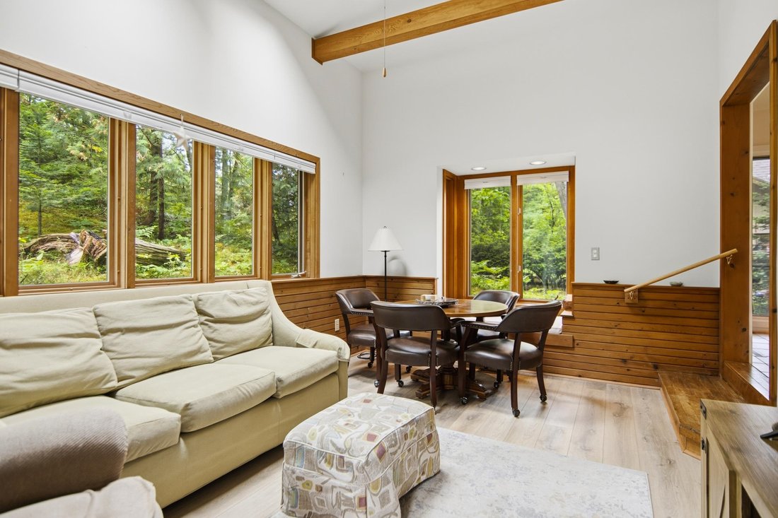 House in Elk Rapids, Michigan, United States 3 - 18309513