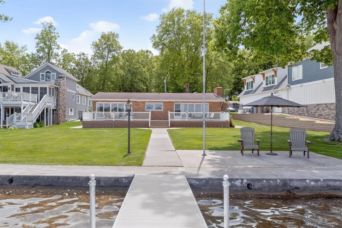 House in Cassopolis, Michigan, United States 3 - 18308228