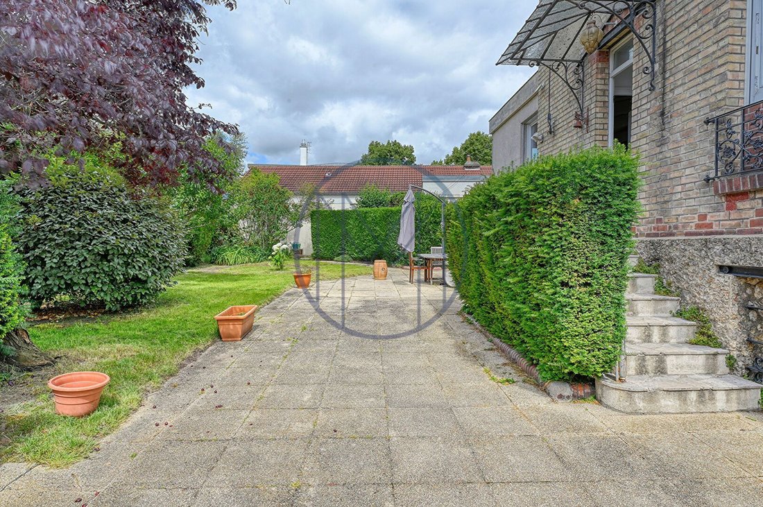 House in Domaine National du Château, Versailles, France 1 - 18306473