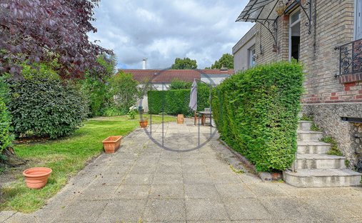 House in Domaine National du Château, Versailles, France 1