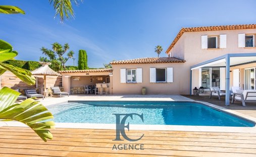 House in Sanary-sur-Mer, Provence-Alpes-Côte d'Azur, France 1