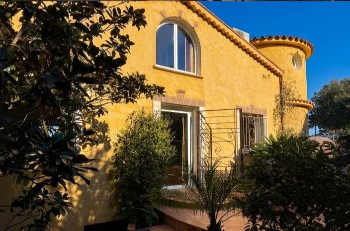 Villa in Le Dramont-Agay-Anthéor-Le Trayas, Saint-Raphaël, France 3 - 18181974