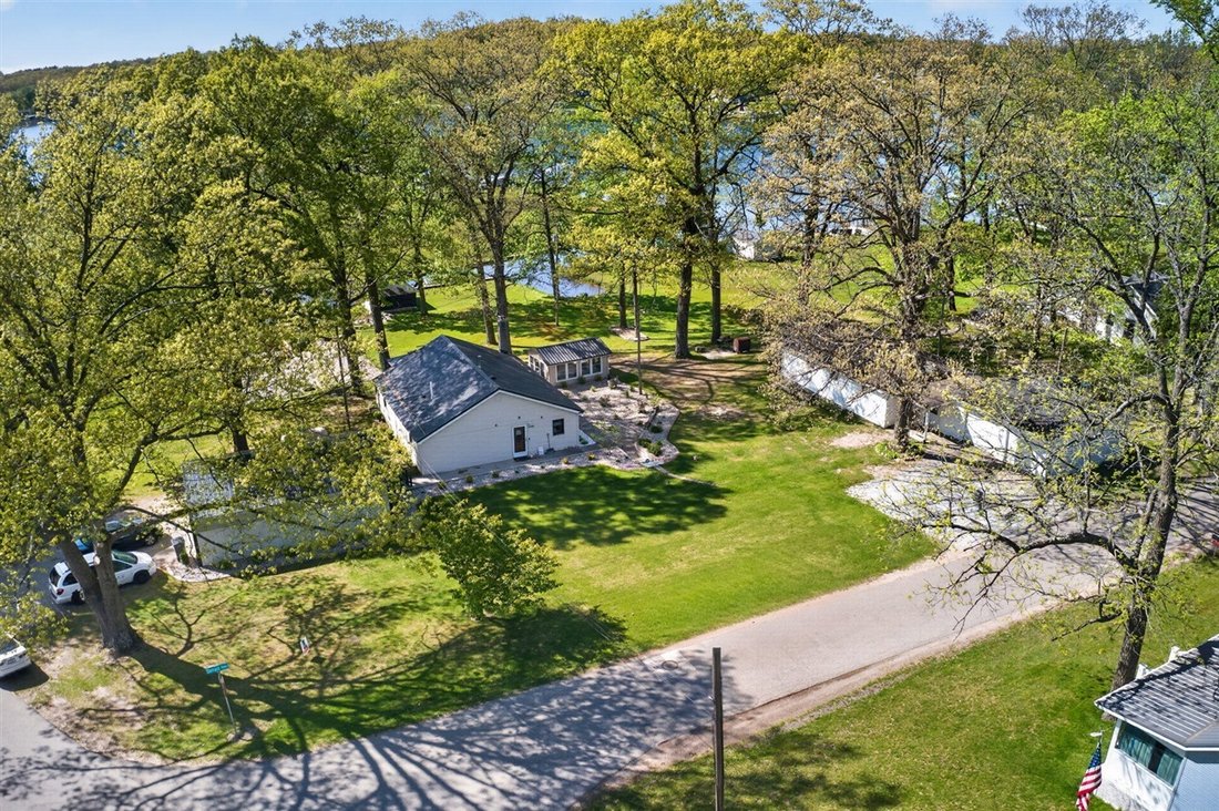 House in Vandalia, Michigan, United States 5 - 18307384