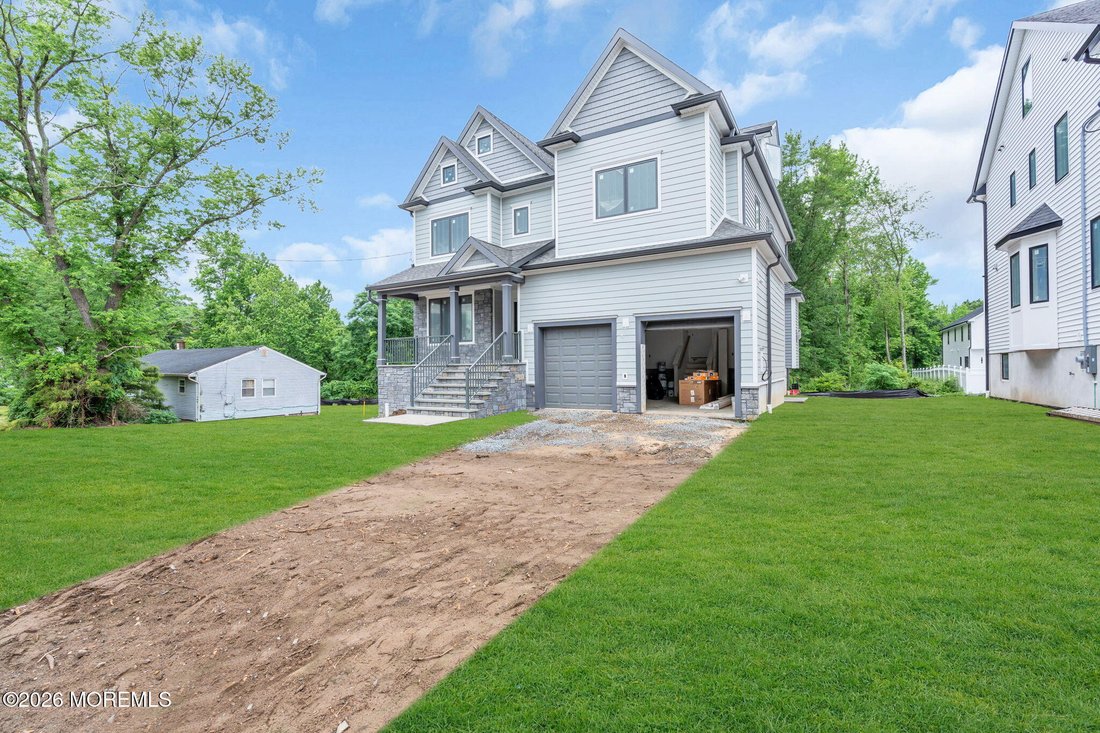 House in Marlboro Township, New Jersey, United States 3 - 18305863