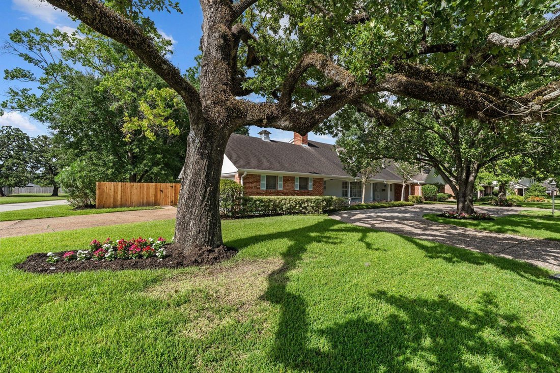 House in Houston, Texas, United States 3 - 18306577