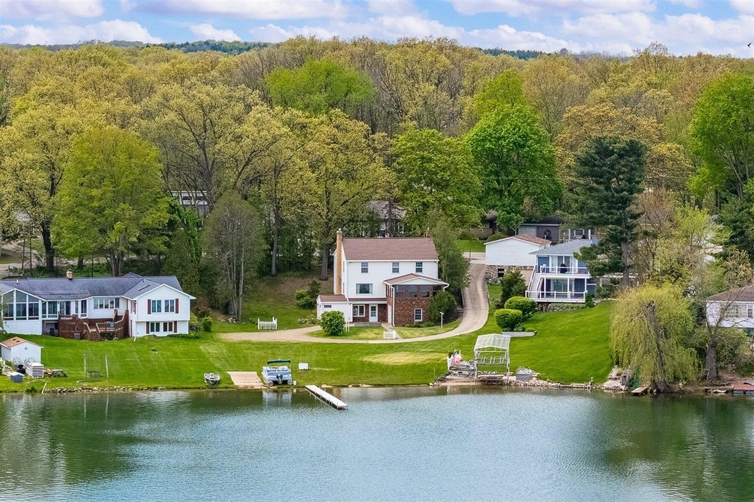 House in Kalamazoo, Michigan, United States 3 - 18308368