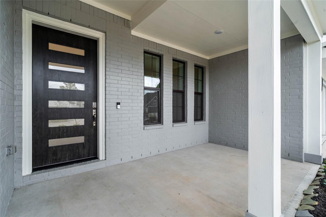 House in Conroe, Texas, United States 5 - 18306530