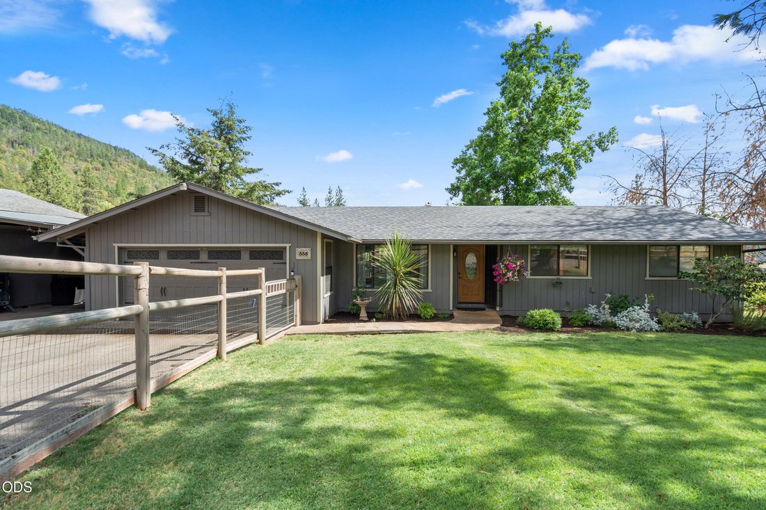 House in Grants Pass, Oregon, United States 4 - 18305855