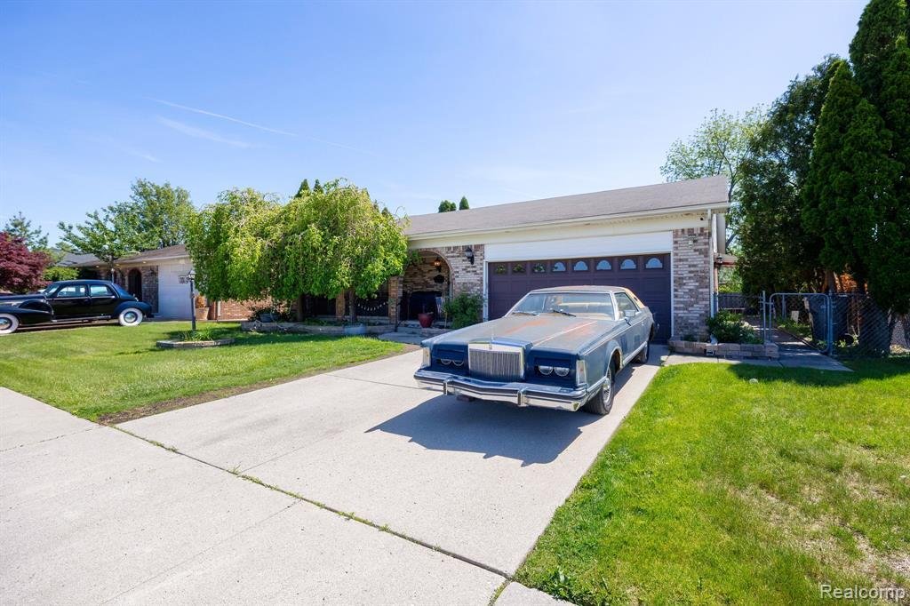 House in Dearborn, Michigan, United States 2 - 18307112