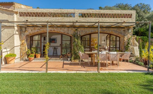 Country House in Mont-ras, Catalonia, Spain 1