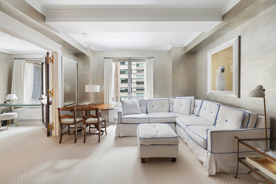 Condo in New York, New York, United States 1 - 18300870