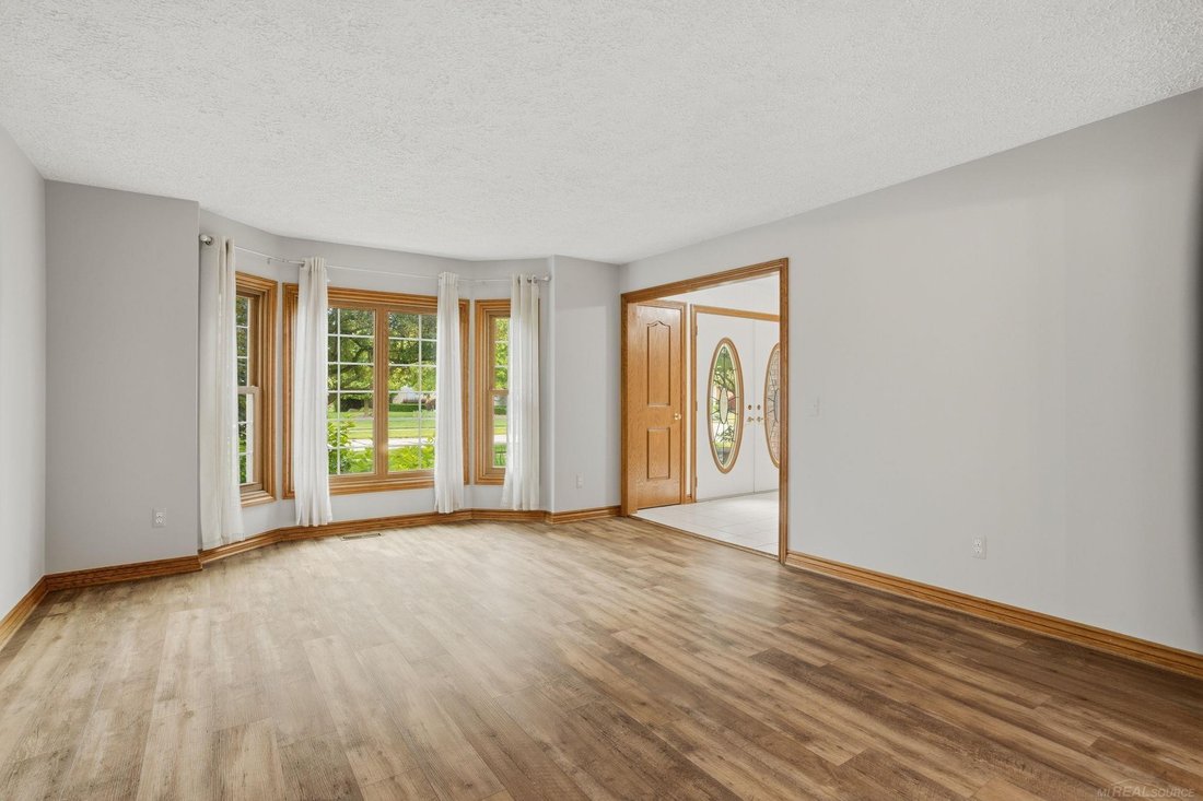 House in Macomb, Michigan, United States 5 - 18308000