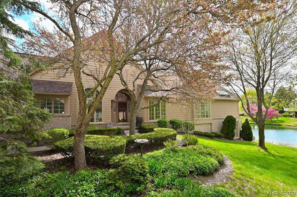 Condo in Bloomfield Hills, Michigan, United States 1 - 18308996
