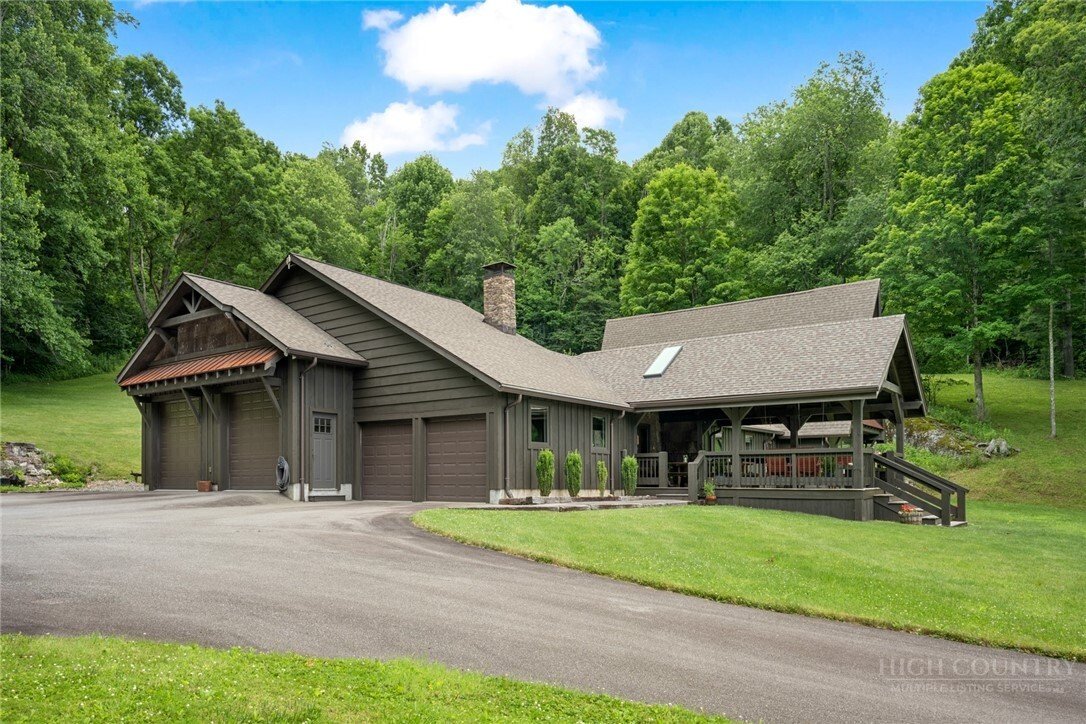 House in Newland, North Carolina, United States 3 - 18084454