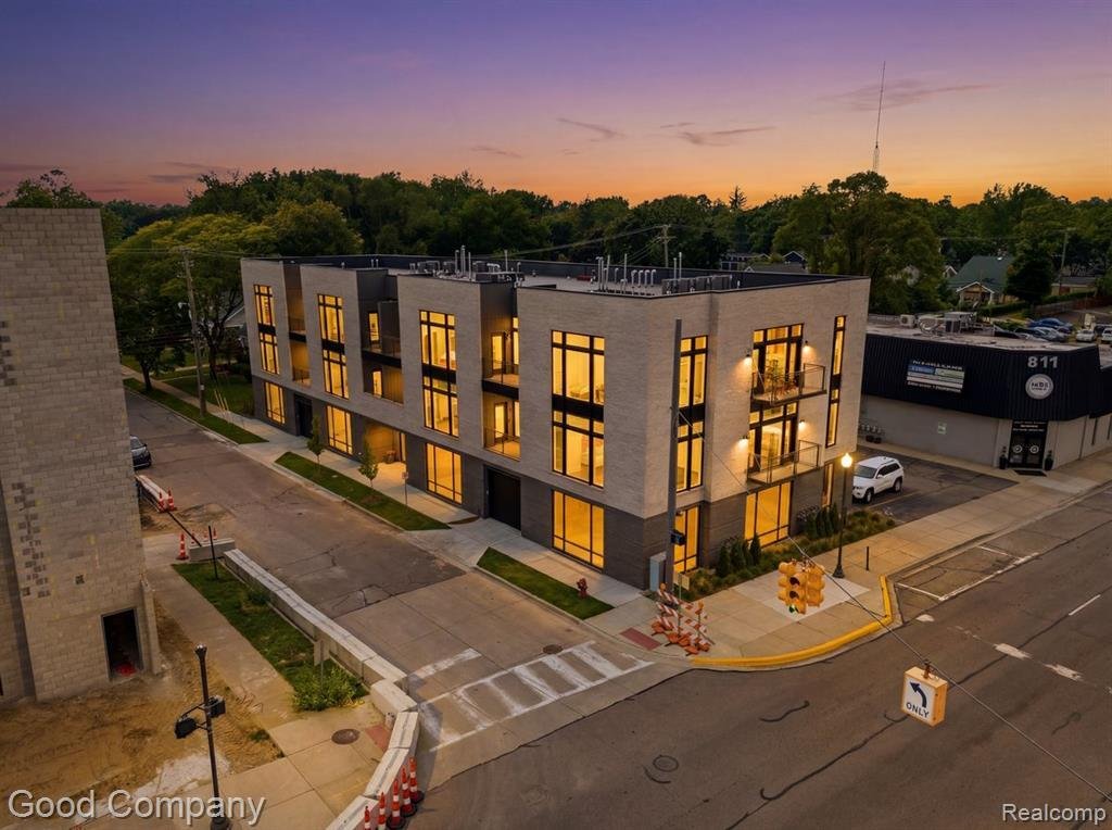 Condo in Royal Oak, Michigan, United States 1 - 18308019
