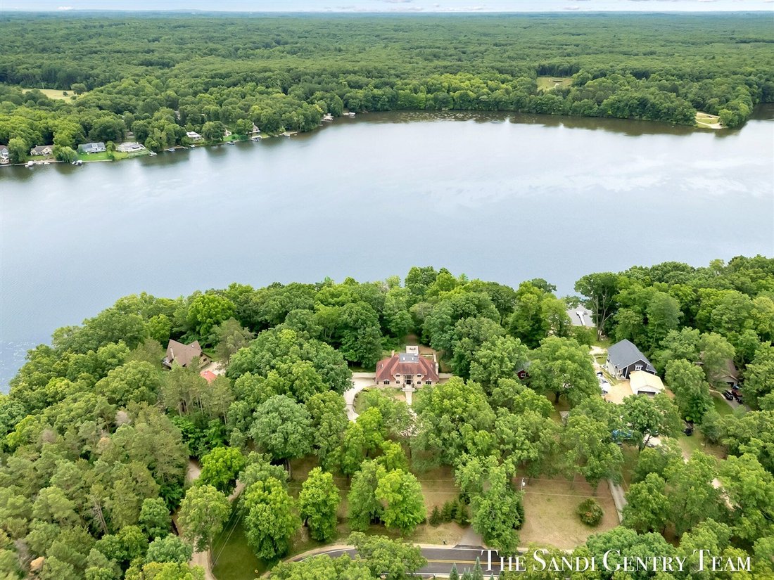 House in Allegan, Michigan, United States 2 - 18307456