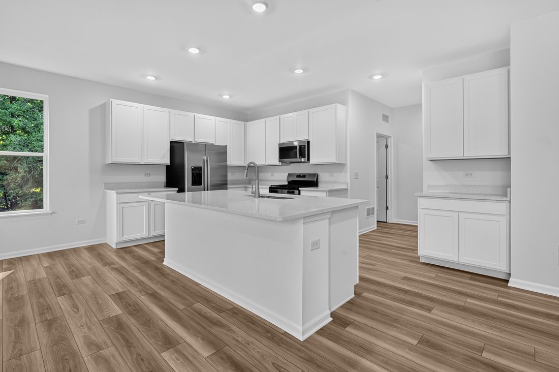 House in Aurora, Illinois, United States 4 - 18306638