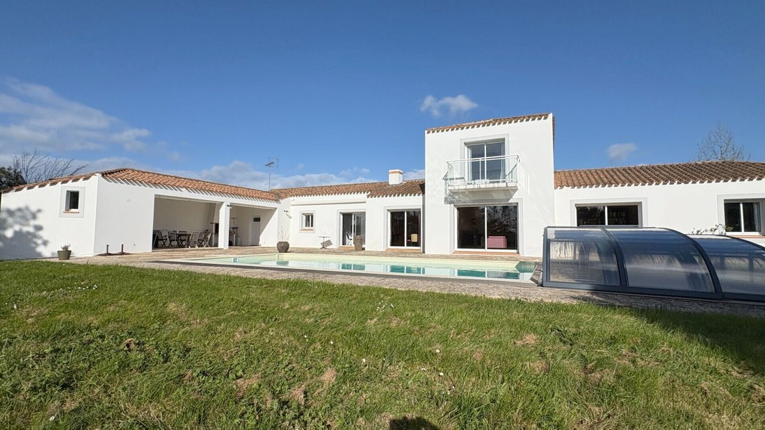 House in Le Fenouiller, Pays de la Loire, France 1 - 18305991
